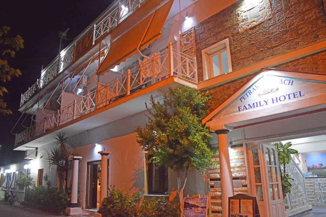 莱夫基米 佩塔吉斯海滩旅馆酒店 外观 照片